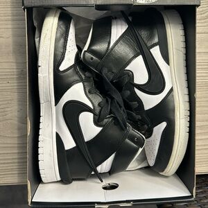 Nike Dunk Hi x Ambush